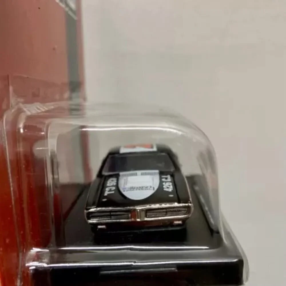 M2 Machines 1971 Dodge‎ Charger R/T Hemi R82 Auto-Drivers 1:64 Direct Connection